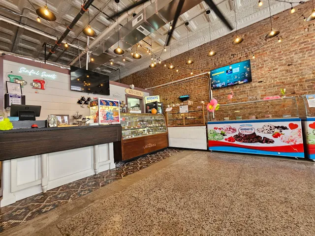 Sinful Sweetz featuring Cakes by Lee