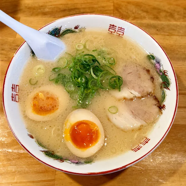 ラーメン 博多玉(はかただま)