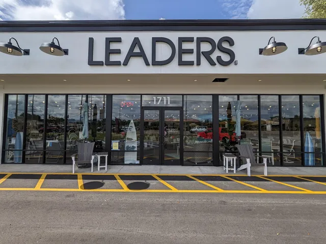 Leaders Furniture of Brandon