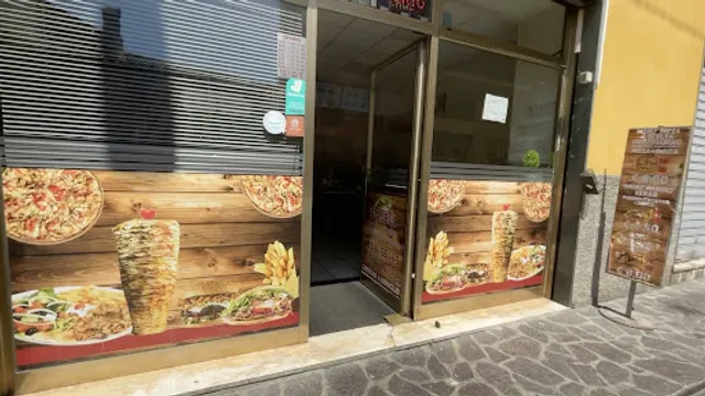 ISTANBUL PIZZERIA KEBAB