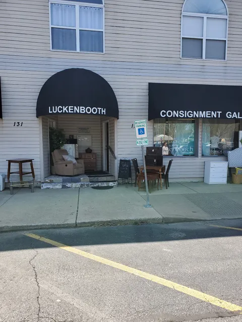 Luckenbooth Consignment Gallery