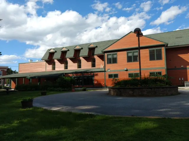 Magic Lantern Theater