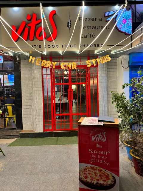 Vito's Pizzeria Restaurant and Caffe Lucknow