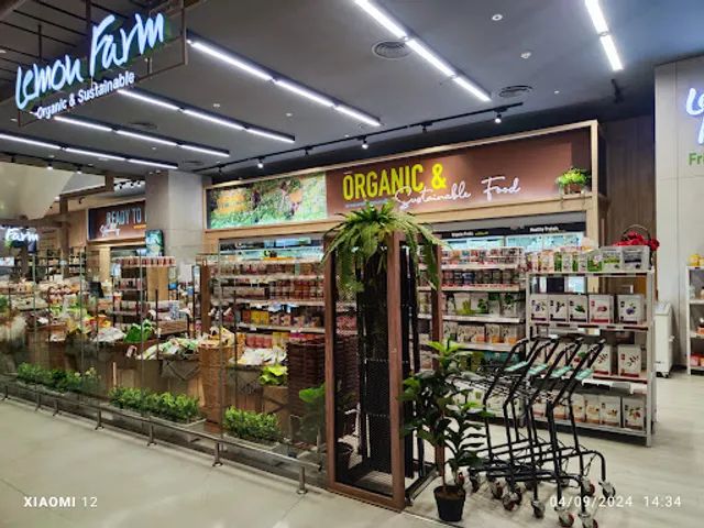 Khlong Tan Nuea Subdistrict