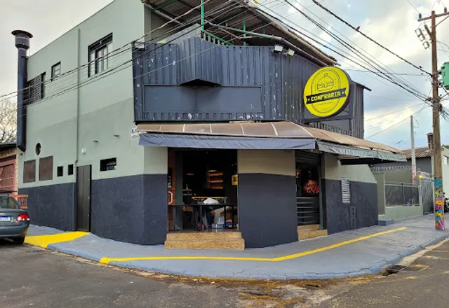 Confraria Burguer Hamburgueria