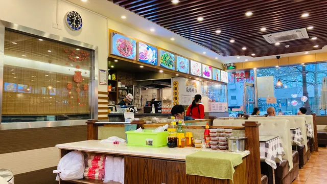 Xiao Manshaola Cantonese Teahouse