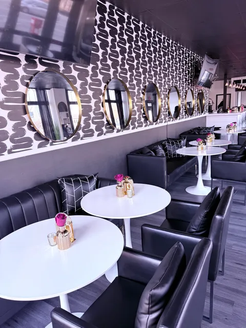 S'Lush Daiquiri Lounge and Grill