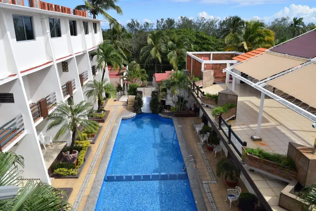 Villa Florencia Hotel & Suites