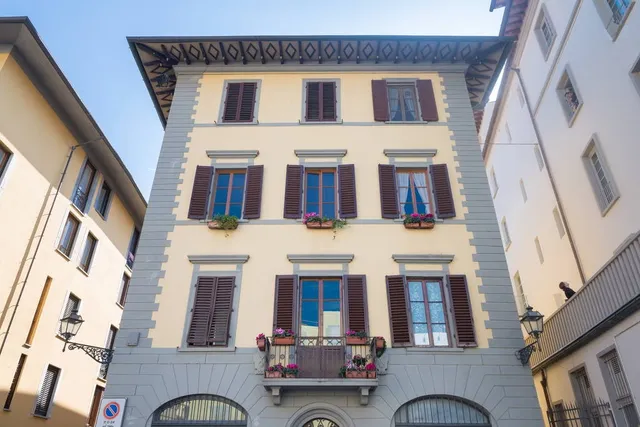 Arnolfo B & B Florence