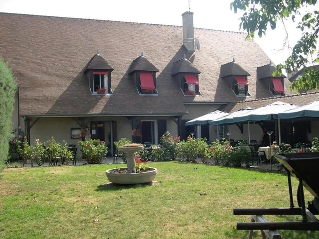 Logis Hôtel le Relais de la Sans Fond