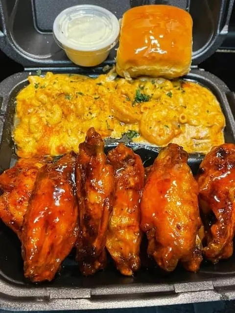 Streeter Acclaimed Kitchen