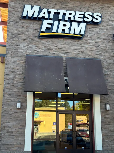 Mattress Firm Eugene Coburg Station