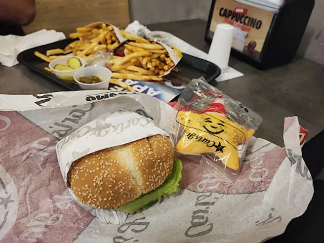 Carl´s Jr. Poniente