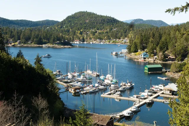 Madeira Park Oceanview Suites