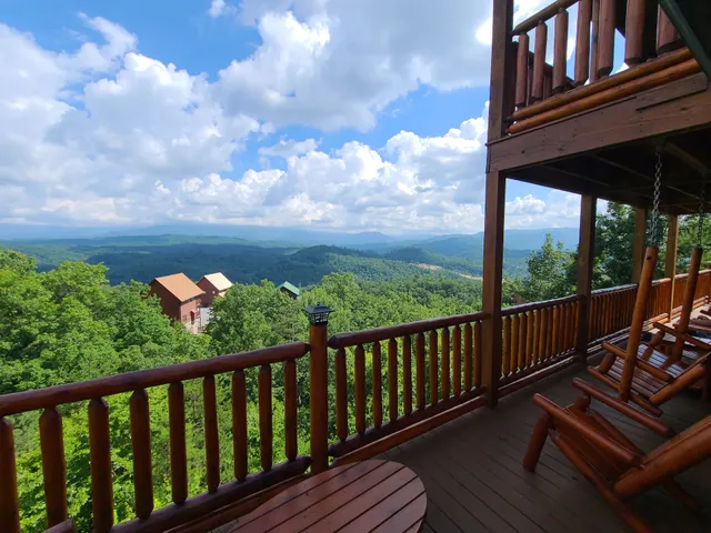 Majestic Mountain Lodge