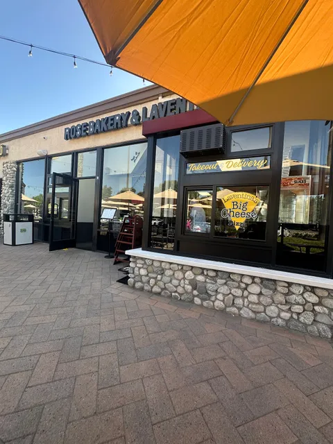 Laventina’s Big Cheese Pizza Irvine