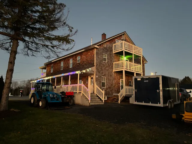 Lakeside Lodge Sinclair LLC