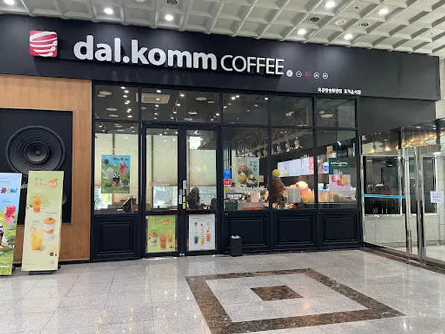 Dal.Komm Coffee