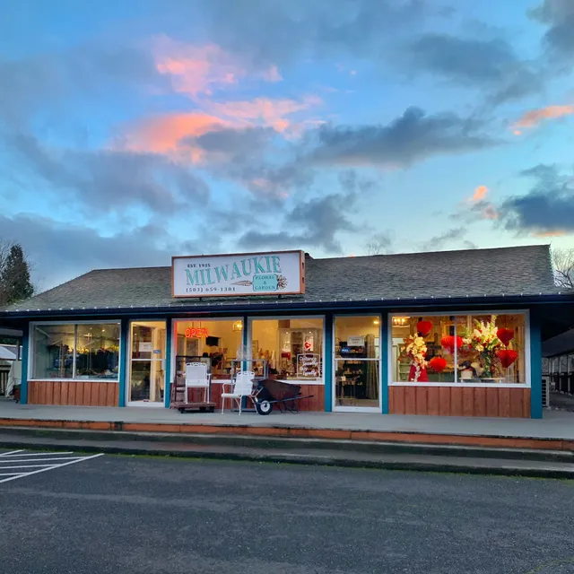 Milwaukie Floral