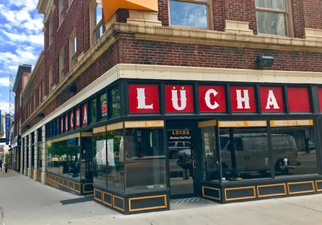 Lucha Restaurant Mexican Restaurant in STL