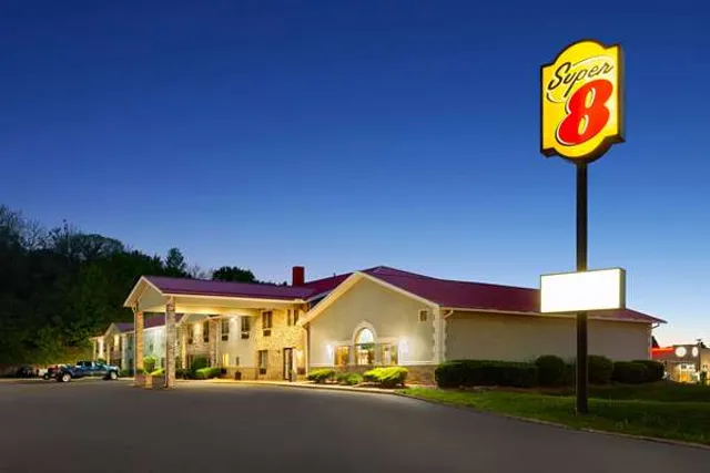 Super 8 by Wyndham Mt. Vernon