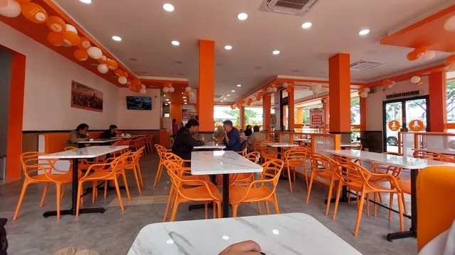 Almaz Fried Chicken - Soekarno Hatta Bandung