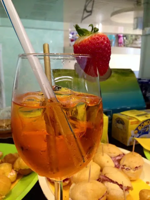 Scala Reale...caffetteria...gelateria...pasticceria..