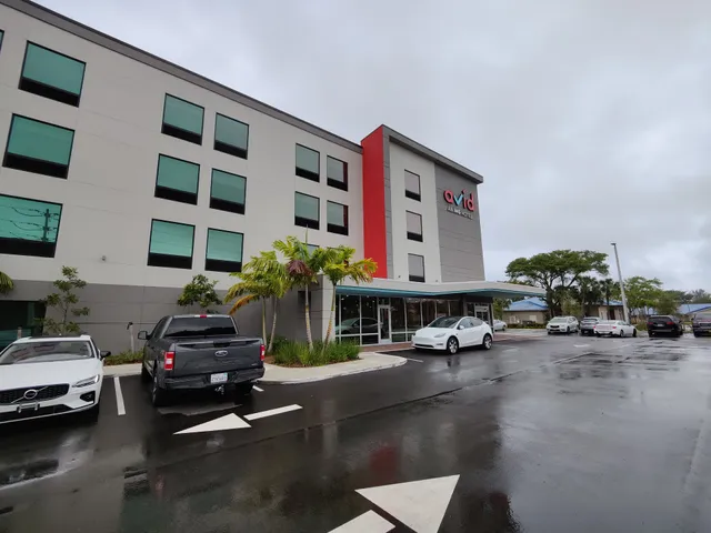 avid hotel Ft Lauderdale Airport - Cruise, an IHG Hotel