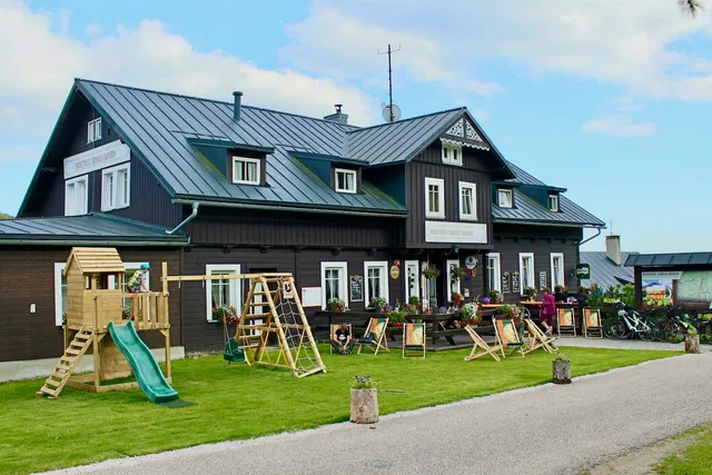 Sokolí body accommodation and restaurant