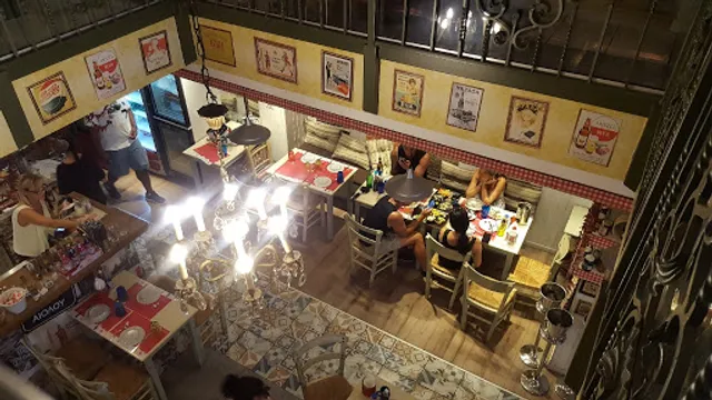 Pame tsipouro... Pame kafeneio