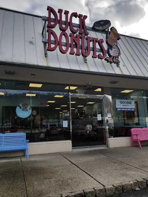 Duck Donuts