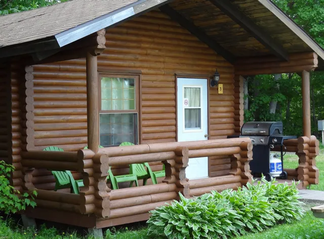 Adventures East Campground & Cottages