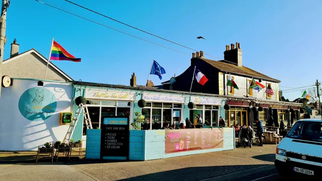 The Grey Dog Cafe, Pizza & Tacos