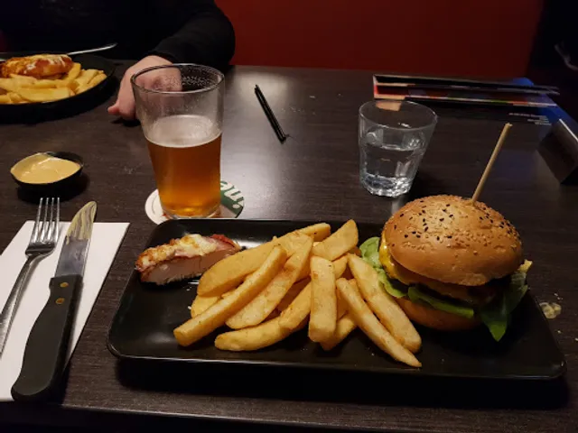 The Sporting Globe Bar & Grill Richmond