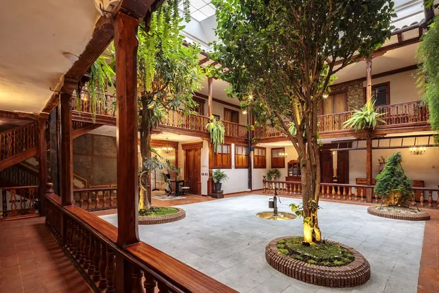 CASA BOLIVAR HOTEL MUSEO