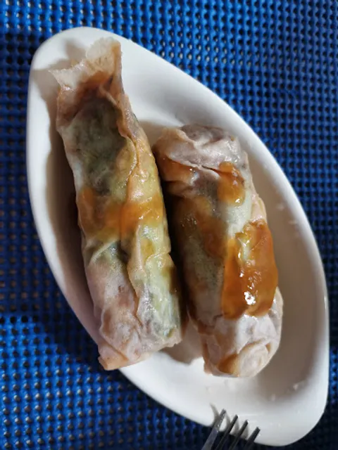 Globe Lumpia House