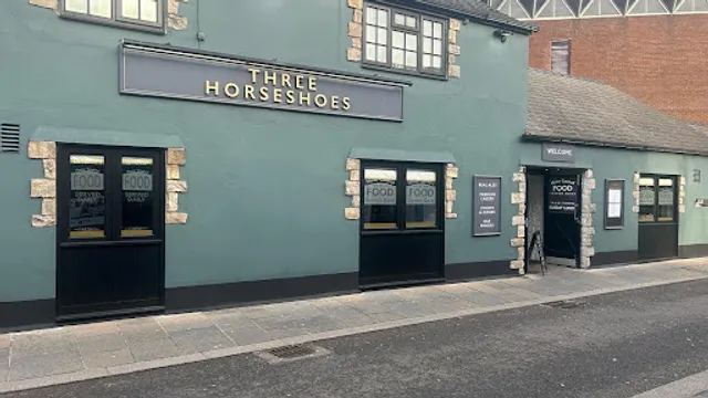 The Three Horseshoes