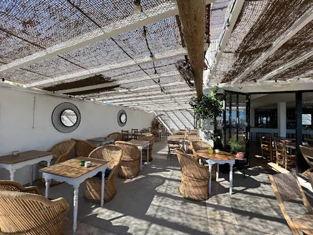 Les Vagues - Restaurant Saintes-Maries-de-la-Mer