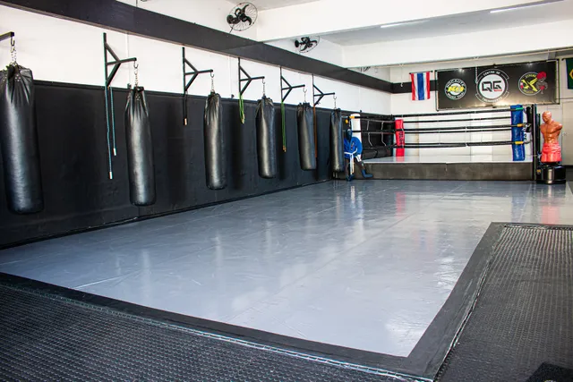 Academia de Jiu Jitsu, Muay Thai e Boxe - QG Fight