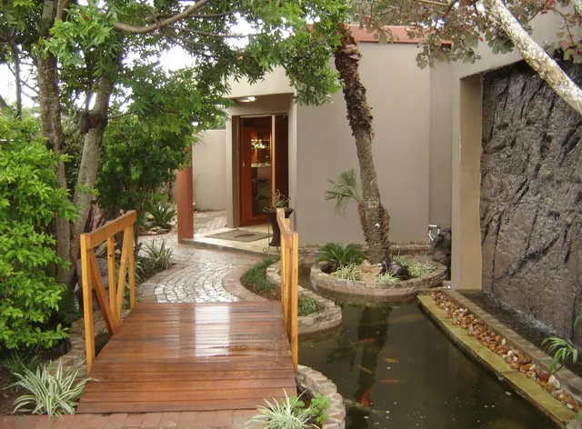 A La Martha's Air-Port Guest House