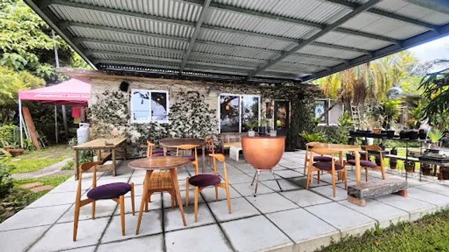 Ploughman`s Lunch Bakery