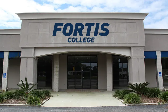 Fortis College in Mobile, Alabama