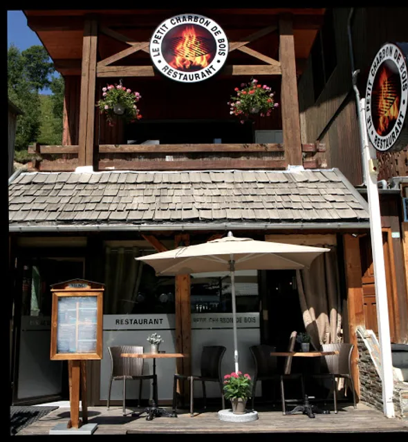 Le Petit Charbon de Bois