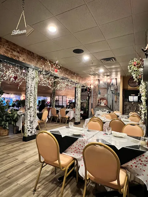 Macera's Italian Restaurant