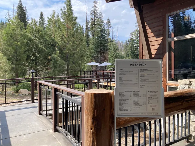 Wuksachi Pizza Deck