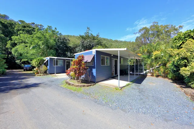 Cape Hillsborough Nature Tourist Park