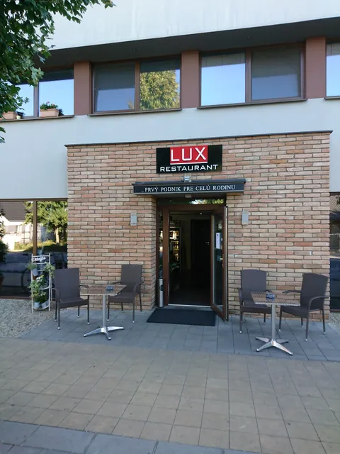 LUX Restaurant