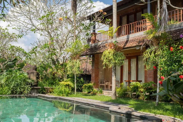 Griya Bramasa Guest House and Galeri