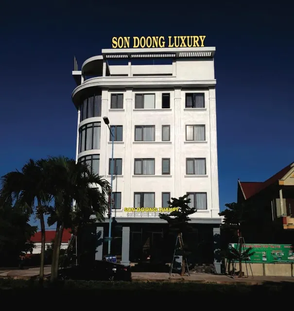KHÁCH SẠN SƠN ĐOÒNG (cạnh sân bay Đồng Hới)
