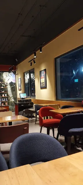 Costa Coffee - Vardhman Amrante